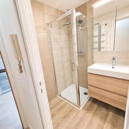 Côté Cour T2 Escapade De Charme Dans Le Historique Apartamento Chambéry